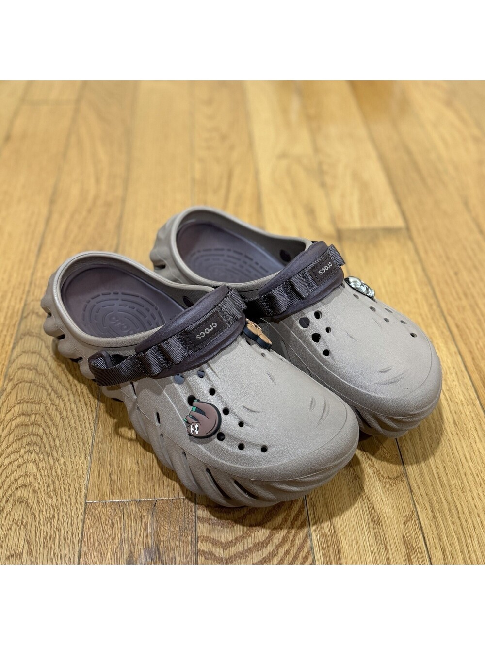 Size US Men’s 9 Croc Echo Brown Clog , Women’s Size 11